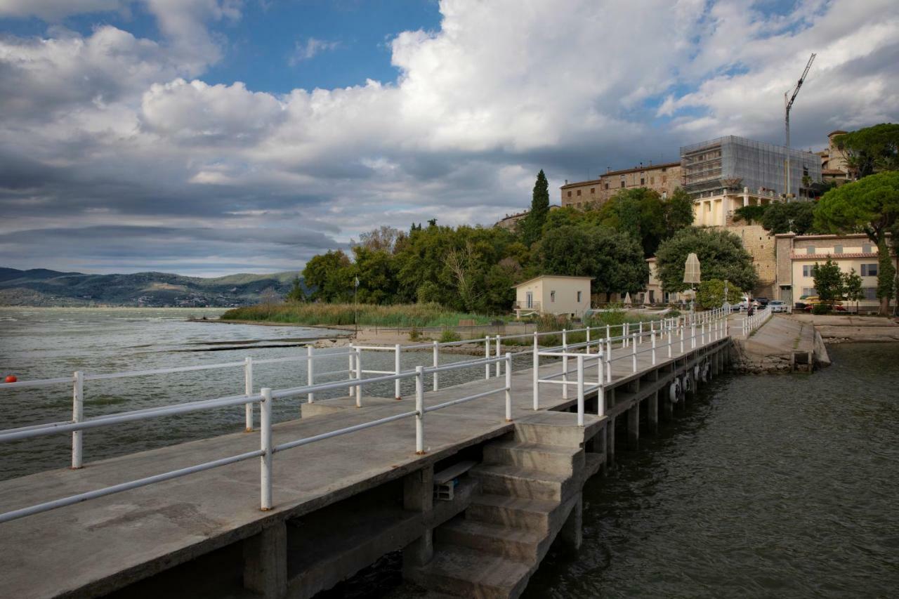 The Loft Apartamento Monte del Lago Exterior foto